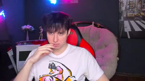 Danee Williams online show from April 4, 11:08 am