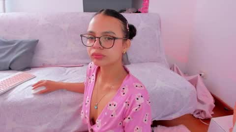 Danesa online show from May 12, 5:21 pm