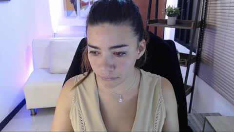 Snapshot of dangel_noir6 chatting on October 6, 10:56 am Veronica online show from October 6, 10:56 am