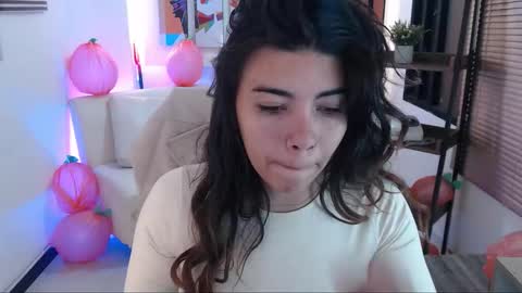 Snapshot of dangel_noir6 chatting on October 20, 11:21 am Veronica online show from October 20, 11:21 am