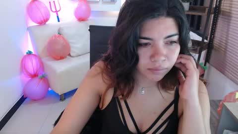 Snapshot of dangel_noir6 chatting on October 27, 10:19 am Veronica online show from October 27, 10:19 am