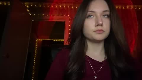 Snapshot of dangerous_softness chatting on March 13, 5:52 pm dangerous_softness online show from March 13, 5:52 pm