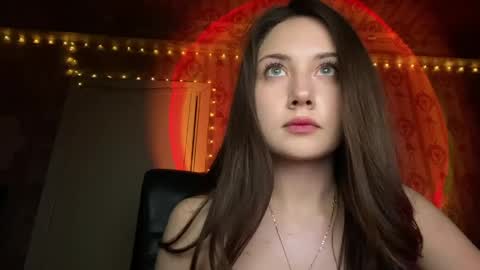 Snapshot of dangerous_softness chatting on March 19, 4:33 pm dangerous_softness online show from March 19, 4:33 pm