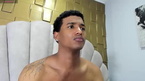 Daniel  online show from October 30, 6:52 pm