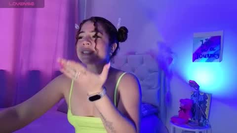 dani online show from March 26, 6:35 pm