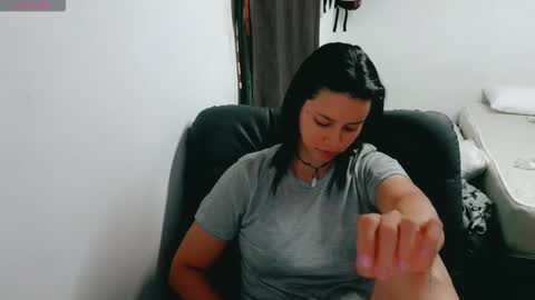 dani y jocelyn online show from October 21, 8:31 pm