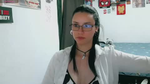 dani y jocelyn online show from July 2, 8:37 pm