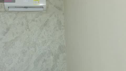 dani_lue online show from May 16, 12:04 pm