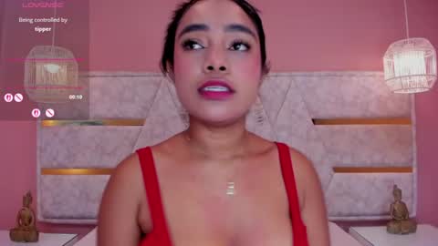 Snapshot of dani_velvet chatting on June 14, 2:24 am online show from June 14, 2:24 am