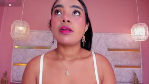 Snapshot of dani_velvet chatting on June 17, 2:36 am online show from June 17, 2:36 am