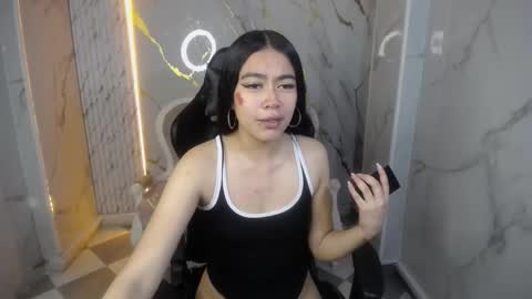 dania_b_ online show from October 4, 3:26 am