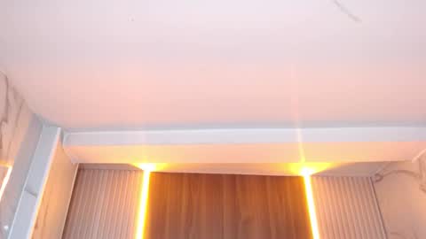 dania_b_ online show from October 23, 3:06 am