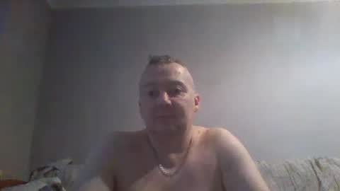 Snapshot of daniel0028 chatting on December 8, 1:47 pm dan online show from December 8, 1:47 pm