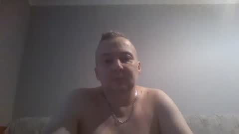 Snapshot of daniel0028 chatting on December 9, 1:24 pm dan online show from December 9, 1:24 pm