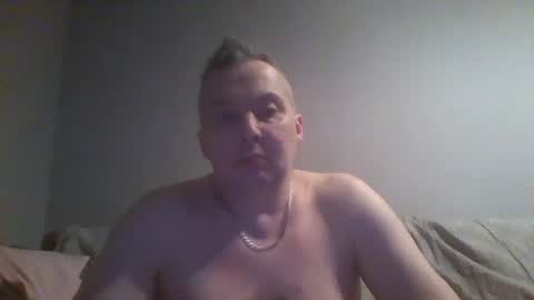Snapshot of daniel0028 chatting on January 16, 3:35 pm dan online show from January 16, 3:35 pm