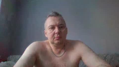 Snapshot of daniel0028 chatting on January 19, 12:17 pm dan online show from January 19, 12:17 pm