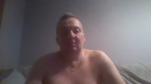 Snapshot of daniel0028 chatting on February 23, 2:18 am dan online show from February 23, 2:18 am