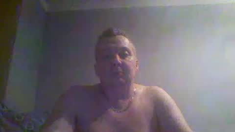 Snapshot of daniel0028 chatting on March 5, 2:36 am dan online show from March 5, 2:36 am
