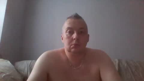 Snapshot of daniel0028 chatting on September 14, 3:44 pm dan online show from September 14, 3:44 pm