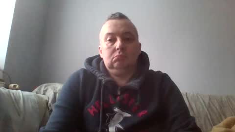 Snapshot of daniel0028 chatting on February 6, 11:24 am dan online show from February 6, 11:24 am