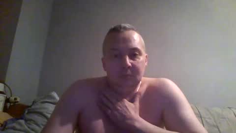 Snapshot of daniel0028 chatting on February 8, 5:38 pm dan online show from February 8, 5:38 pm
