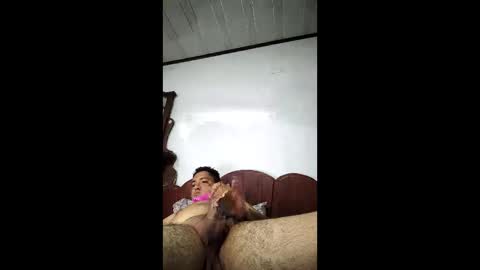 Snapshot of daniel69_2 chatting on April 2, 5:43 pm daniel69_2 online show from April 2, 5:43 pm