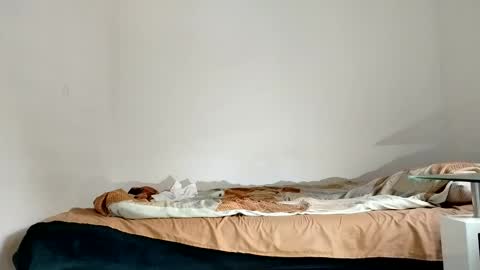 daniel817585 online show from April 3, 1:20 pm