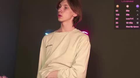Snapshot of daniel__schmidt chatting on June 7, 8:34 pm daniel__schmidt online show from June 7, 8:34 pm