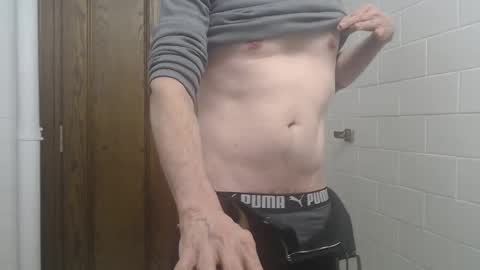 Snapshot of daniel_brook chatting on November 24, 9:47 pm Daniel Brook online show from November 24, 9:47 pm