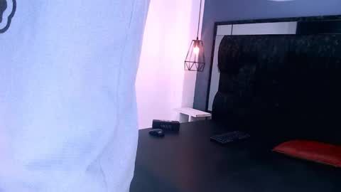 Snapshot of daniel_delux_ chatting on October 30, 12:17 pm Daniel Delux online show from October 30, 12:17 pm