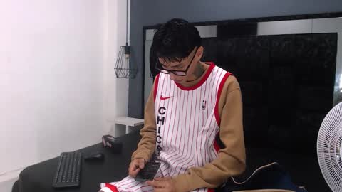 Snapshot of daniel_delux_ chatting on November 2, 11:12 am Daniel Delux online show from November 2, 11:12 am