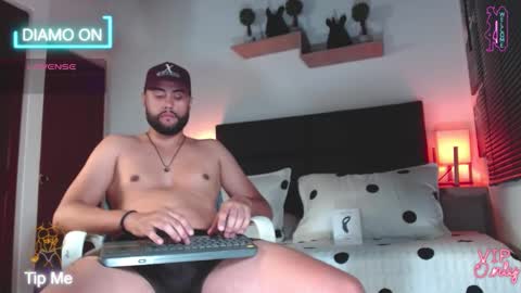 Snapshot of daniel_hunther chatting on March 23, 1:59 pm DANIEL HUNTHER online show from March 23, 1:59 pm