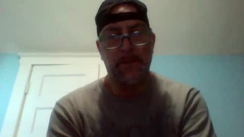 Snapshot of daniel_lbc chatting on October 13, 1:00 pm Daniel online show from October 13, 1:00 pm