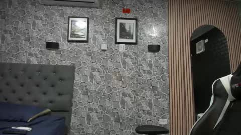 daniel_leconte online show from November 14, 6:50 pm