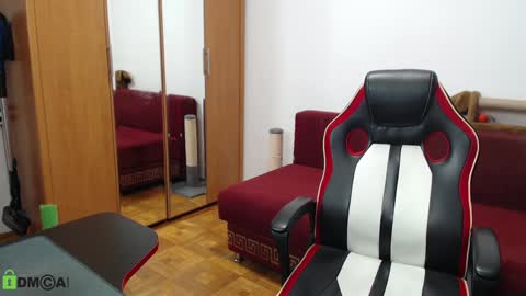 Daniel online show from December 2, 12:51 pm