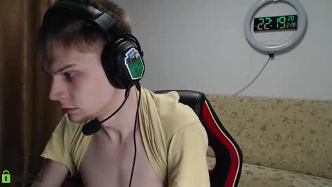 Daniel online show from February 28, 8:18 pm