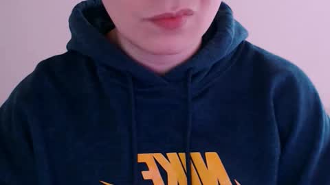 daniel_ruis16 online show from April 3, 9:13 pm