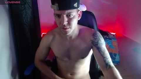 Snapshot of daniel_vargas5 chatting on February 11, 1:31 am Daniel online show from February 11, 1:31 am