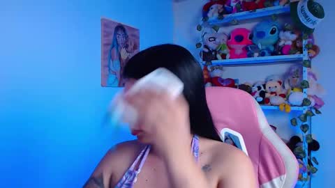 Snapshot of daniela_cute22 chatting on January 19, 2:32 pm DANIELA online show from January 19, 2:32 pm