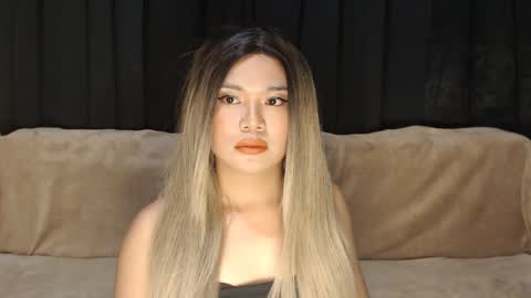 Snapshot of daniela_deusa chatting on December 12, 5:59 pm Elodie online show from December 12, 5:59 pm