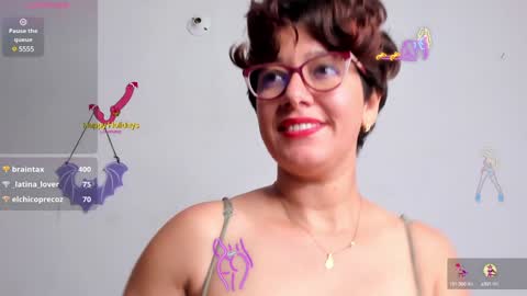 Snapshot of daniela_giraldo88 chatting on December 12, 2:22 pm Daniela online show from December 12, 2:22 pm
