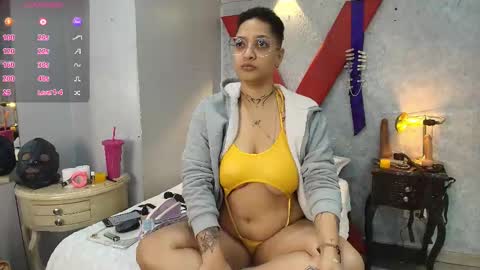  Daniela Patherson  online show from February 14, 11:51 am