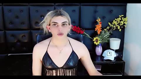 daniela_pink_ online show from February 12, 9:32 pm
