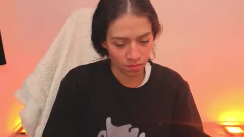 Snapshot of daniela_rivasthl chatting on February 16, 4:41 am daniela_rivasthl online show from February 16, 4:41 am