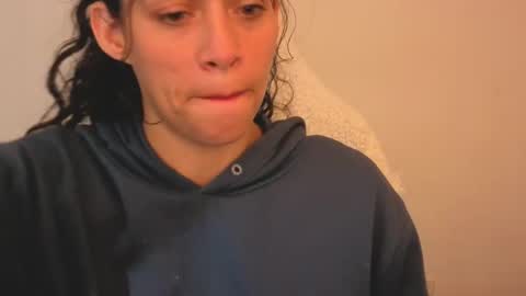 Snapshot of daniela_rivasthl chatting on March 15, 6:52 am daniela_rivasthl online show from March 15, 6:52 am