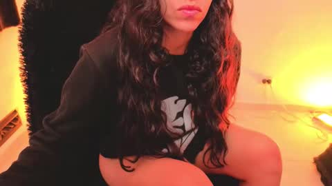 Snapshot of daniela_rivasthl chatting on March 19, 7:01 am daniela_rivasthl online show from March 19, 7:01 am