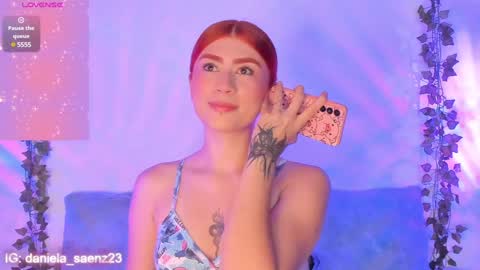 Snapshot of daniela_saenz1 chatting on December 16, 11:07 pm Dani Saenz online show from December 16, 11:07 pm