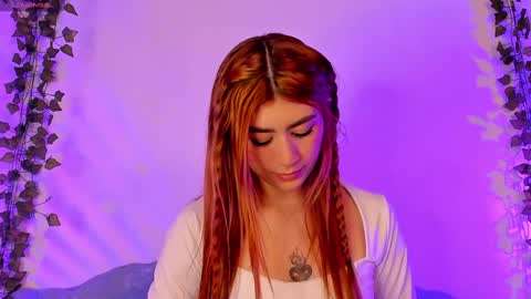 Snapshot of daniela_saenz1 chatting on January 28, 9:40 pm Dani Saenz online show from January 28, 9:40 pm