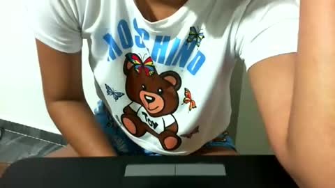 Snapshot of danielaa_foxx chatting on December 2, 3:29 pm danielaa_foxx online show from December 2, 3:29 pm