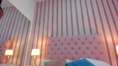 Snapshot of danielaa_soto chatting on September 9, 10:26 am DANI online show from September 9, 10:26 am